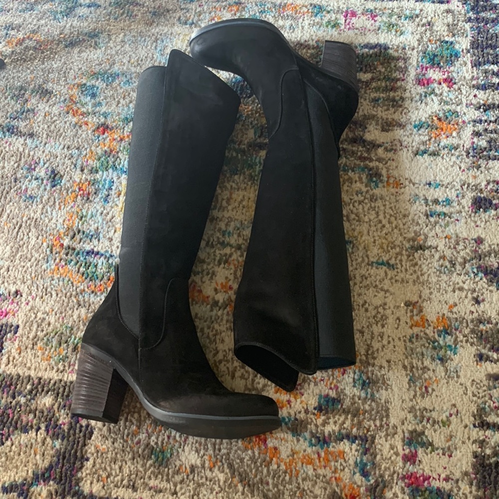 Bueno Black Walt Nubuck Suede Boots with Elastic
